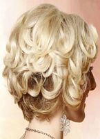  fryzury  krótkie włosy kręcone loki, loczki  uczesanie dla kobiet  z numerem  6